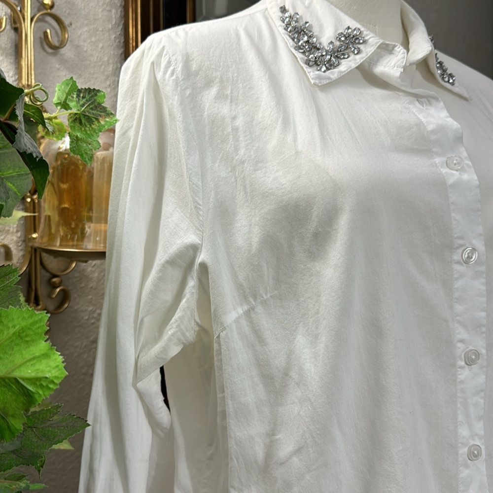 White Button Up Shirt Formal Embellishment Collared Women’s Size L Long Sleeve - Picture 6 of 12